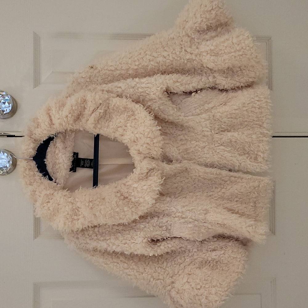 EUC faux fur teddy jacket.